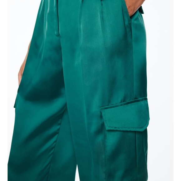 Dynamite Izabel High-Waist Wide-Leg Silky Cargo Pants - Teal - Picture 3 of 7